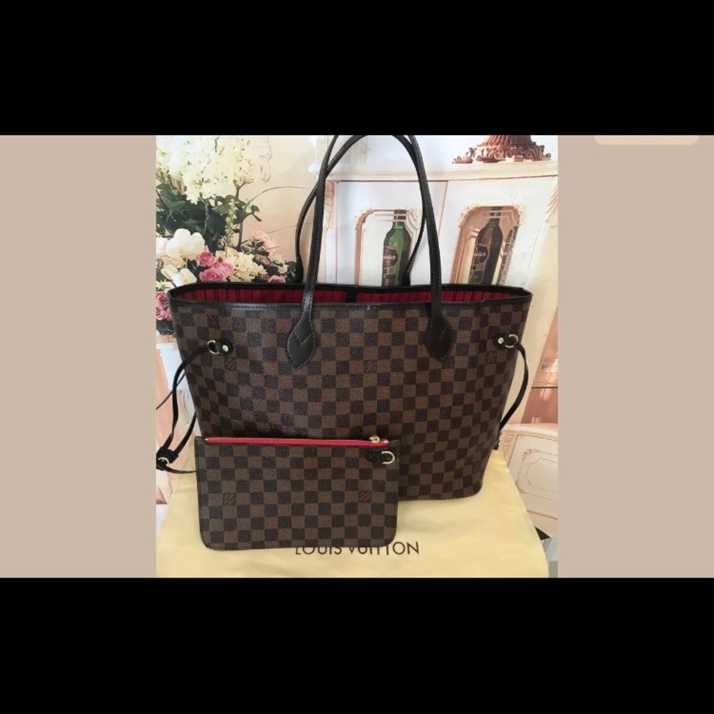 Louis Vuitton Medium Tote